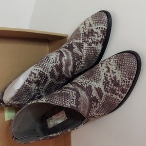 Band of Gypsies Women's Ankle Boots